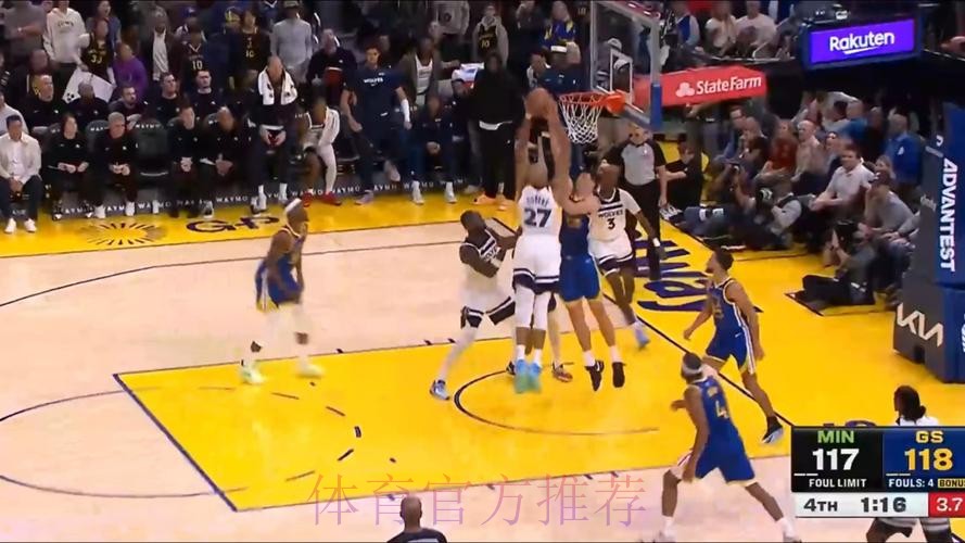 迪文岑佐上篮不进 戈贝尔神兵天降炸筐得手 迪文岑佐上篮不进 戈贝尔神兵天降炸筐得手